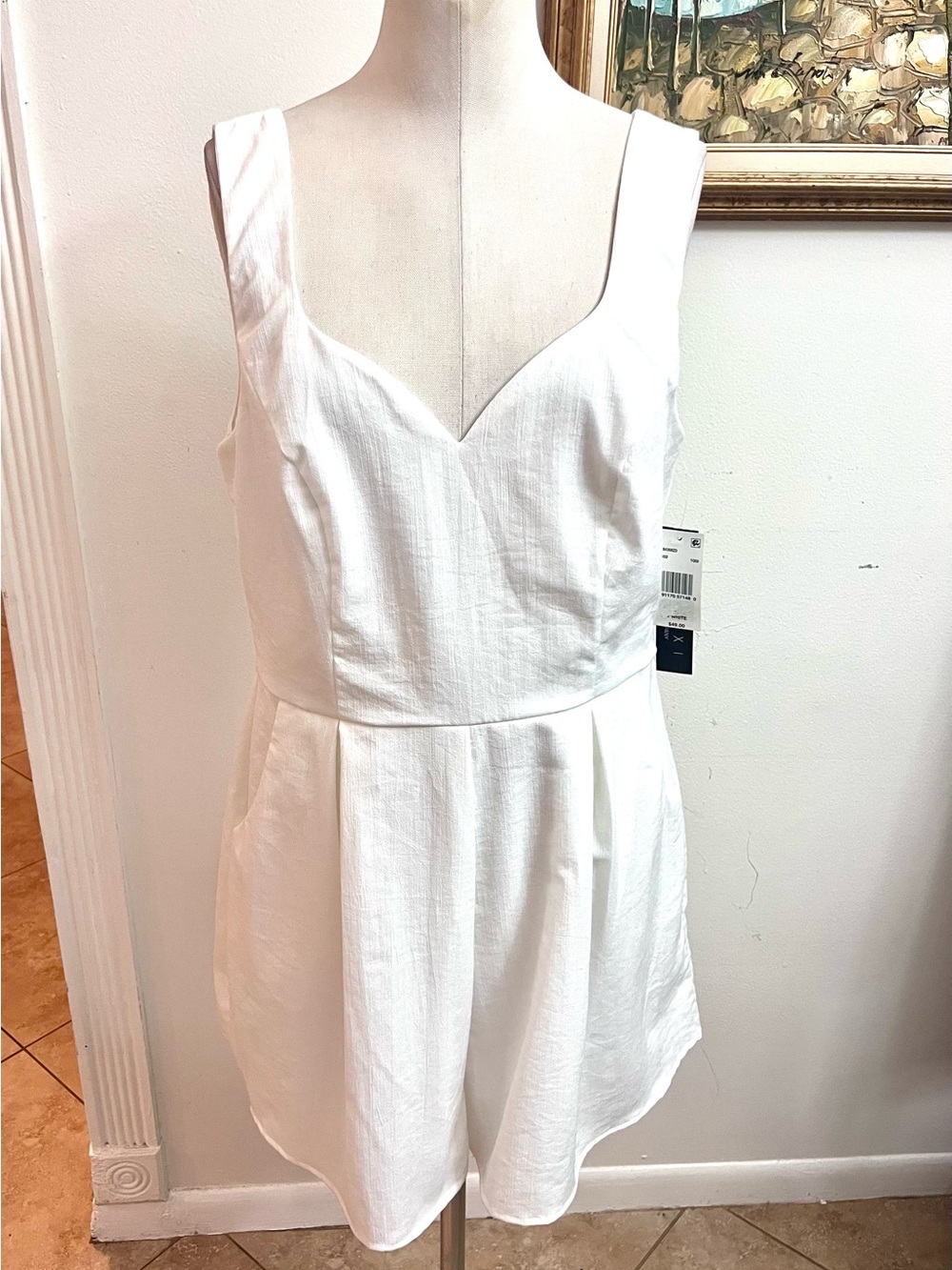 Trixxi White Sleeveless V-Neck Romper